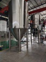 Cuve de fermentation en acier inoxydable à température contrôlée avec enveloppe de refroidissement au glycol