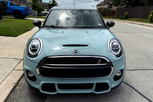 Mini Cooper S Hardtop 4 Puertas Edición Azul Hielo 2019 Usado - Product Image 1