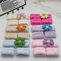 Set Bando, Gelang, dan Penjepit Rambut Bulu Lembut Motif Bunga Cerah untuk Spa, Perawatan Kulit, dan Riasan - Grosir