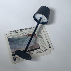 Thuận tiện kim loại không dây có thể sạc lại sang trọng ánh sáng ban đêm đèn cạnh giường ngủ với cổng USB có thể sạc lại hiện đại LED bàn đèn - Product Image 3