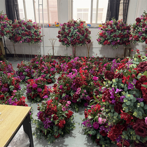 GreenLife 2026 Nouveaux Centres de Table en Fleurs de Rose Bourgogne et de Verdure pour la Décoration de Mariage - Product Image 5