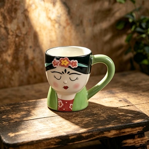Tazza da Caffè in Ceramica Stile <span class=keywords><strong>Frida</strong></span> <span class=keywords><strong>Kahlo</strong></span> con Fascia Floreale e Manico Verde, Tazza Artistica Originale per Casa, Ufficio, Regalo - Product Image 2