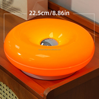 Lampe murale LED en forme de donut avec luminosité réglable et commande tactile, design moderne pour chambre à coucher