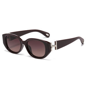 Lunettes de soleil œil de chat Tory Burch, monture noire, verres TAC, protection UV400, pour femme, style conduite en extérieur et pêche - Product Image 2