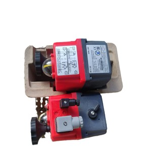 Actuador de Válvula J+J J4C S55, Estándar Británico, Control Industrial para Medios Líquidos en Entornos de Alta Presión - Product Image 5