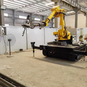 مركز تشغيل عمودي GMC302، آلة طحن بوابية، مركز تشغيل CNC عمودي مع نظام تحكم فانوك للأجزاء المعدنية - Product Image 2