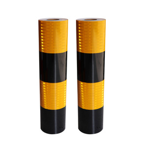 Ruban adhésif réfléchissant jaune et noir en acrylique de marque Guangan, fabriqué à Qingdao, autocollant anti-collision, vente directe d'usine - Product Image 1