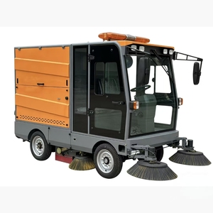 Barredora Eléctrica de Cuatro Ruedas y Cinco Cepillos con Contenedor de Basura de 240L y Tanque de Agua de 160L - Product Image 2