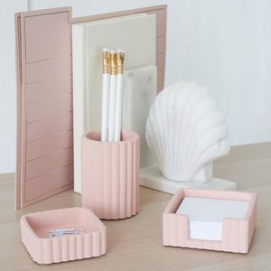 Ensemble d'accessoires de <span class=keywords><strong>bureau</strong></span> esthétiques modernes, lot de 3, organiseurs élégants en béton <span class=keywords><strong>rose</strong></span> pour stylos et fournitures de <span class=keywords><strong>bureau</strong></span> - Product Image 5