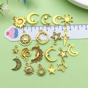 Pendentifs en alliage d'or antique, soleil, lune, étoile, formes variées, pour la fabrication de colliers, accessoires de bijoux DIY - Product Image 3