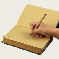 Individuell Gestaltetes Logo 8,5*5,11 Zoll Mini-Leder-Notizbuch Fadenheftung Kraftpapier 400 Seiten Maßgefertigte Größe 365
