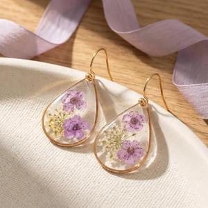 Boucles d'oreilles en résine à motifs artistiques créatifs, bijoux tendance pour femmes et filles, disponibles au meilleur prix - Product Image 1