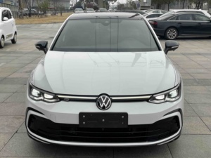 Volkswagen <span class=keywords><strong>Golf</strong></span> d'<span class=keywords><strong>occasion</strong></span> 2021 280TSI DSG R-Line 5 portes, berline, essence, pour l'exportation - Product Image 2