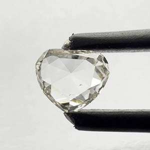 เพชรขาวใส SI2 ที่เพาะเลี้ยงในห้องปฏิบัติการ สำหรับทำแหวนและเครื่องประดับแบบสั่งทำ ให้ความเงางามและประกายขาว - Product Image 1