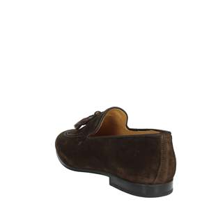 Mocassini da uomo in camoscio marrone scuro con nappe, slip-on, eleganti - Product Image 2
