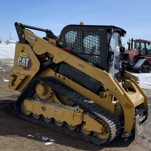 Cargadora compacta de orugas Caterpillar 299D3 usada, 5.2 toneladas, de servicio pesado, con bomba, para agricultura y paisajismo en Japón - Product Image 2