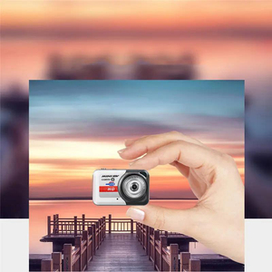 Mini Cámara DV portátil pequeña de 960P para niños, cámara Digital recargable para uso en exteriores con MicroSD, grabación de vídeo y voz de 32GB - Product Image 2