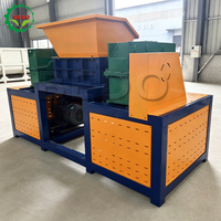 Broyeur de palettes en bois avec fonction de séparation magnétique, déchiqueteuse de palettes à clous intégrés pour le recyclage des palettes usagées