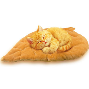 Alfombrilla refrescante para mascotas, forma de hoja, de algodón, lavable, antideslizante, para gatos y perros, para todas las estaciones, duradera y ligera - Product Image 1
