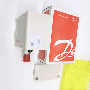 สวิตช์แรงดันดานฟอสส์ KP35 แพ็คเดี่ยวสำหรับใช้ในอุตสาหกรรม - Product Image 2