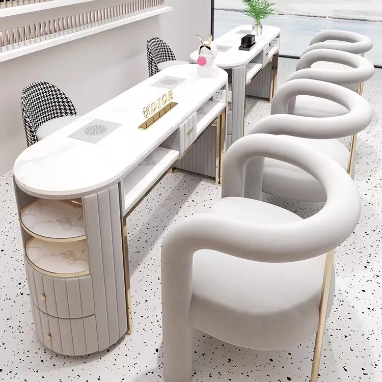 Il tavolo da manicure da tavolo in marmo di lusso in acciaio inossidabile con sedie può essere personalizzato dimensioni e colore con ventola per negozio di unghie