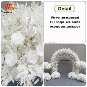 Arco Floral de Entrada con Diseño Personalizado SMOOTH, Hojas de Flores Blancas para Decoración - Product Image 3