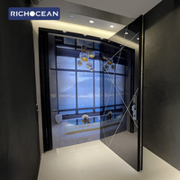 Portes d'entrée pivotantes de sécurité en aluminium de luxe RICHOCEAN Villas Houses avec placage bois et panneau de verre miroir