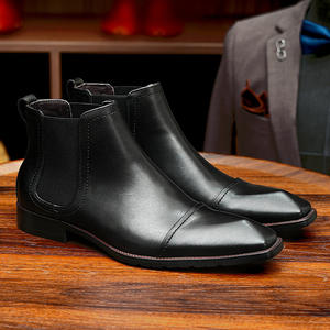 รองเท้าบูทหนังแท้สไตล์เรโทรคลาสสิกสำหรับผู้ชาย  กันน้ำ  แบบสวม  ความสูงระดับเข่า  ทรงชัคก้า  สำหรับฤดูหนาว  กันลื่น  สไตล์อังกฤษ - Product Image 2