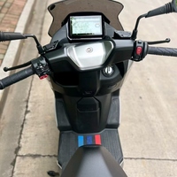 CFMOTO 150SC-F, el Primer Scooter de 150cc y 4 Tiempos con Plataforma Plana en China, con Motor de 149cc Refrigerado por Agua y ABS/TCS para Desplazamientos Urbanos