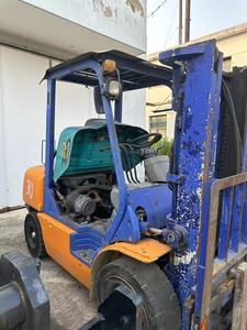Komatsu <b>Used</b> FD30 3 Ton Diesel Forklift 4WD Solid Tire Rough Terrain Manual Operation - Product Image 5