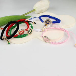 Pulsera Religiosa Ajustable de Hilo Trenzado con <span class=keywords><strong>la</strong></span> <span class=keywords><strong>Virgen</strong></span> Marí<span class=keywords><strong>a</strong></span>, Hecha <span class=keywords><strong>a</strong></span> Mano, en Existencia, para Mujeres y Hombres, para Oración - Product Image 3