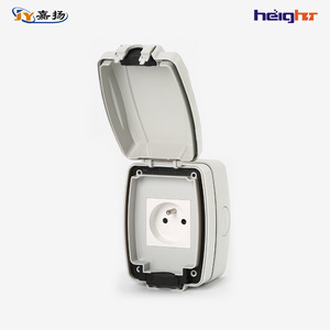 ปลั๊กไฟกันน้ำกลางแจ้ง TC318 มาตรฐานยุโรป IP66 ปลั๊กติดผนัง 1 ช่อง วัสดุ ABS 230V - Product Image 1