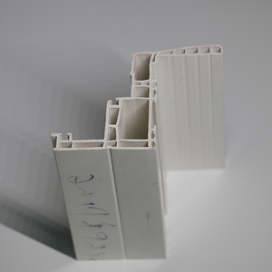 <span class=keywords><strong>Profil</strong></span>és <span class=keywords><strong>en</strong></span> <span class=keywords><strong>PVC</strong></span> de matériaux de construction <span class=keywords><strong>en</strong></span> plastique imperméable personnalisés pour portes et fenêtres - Product Image 1
