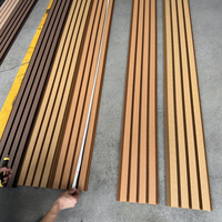 Panel de Cercado de Diseño Moderno, Resistente al Fuego, de Madera Compuesta WPC, para Revestimiento de Paredes Exteriores de Villas, Escaleras Exteriores y Baños