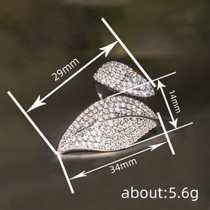 A133 Anello in oro bianco con diamante rotondo taglio brillante naturale colore G, romantico gioiello da sposa da donna - Product Image 4