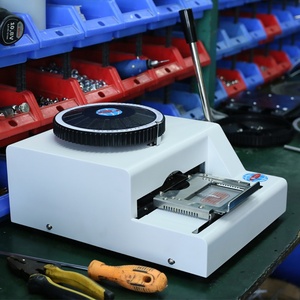 Máquina de estampado y grabado de placas de identificación de perro de acero inoxidable metálico - Product Image 6