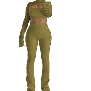 ชุดเซ็ตแฟชั่น 3 ชิ้น เสื้อครอปแขนยาวคอปกแบบโปร่ง เสื้อสายเดี่ยว และกางเกงไหมพรมสำหรับผู้หญิง สไตล์ลำลอง - Product Image 3