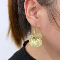 Boucles d'Oreilles Pendante Double Couche Dorées en Forme de Fleur Creuse pour Femme, Vintage, Cadeau de Bijoux à Porter au Quotidien