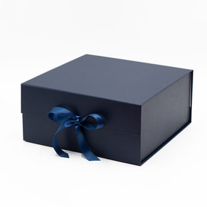 Caja Magnética de Cartón Ecológica, Rígida, Blanca y Rosa, para Regalos, Velas y Bodas, con Cinta, a Bajo Precio - Product Image 6