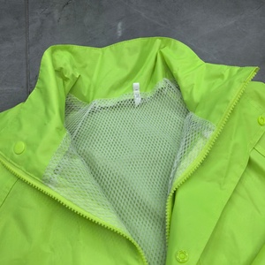 Poncho de <span class=keywords><strong>pluie</strong></span> tactique en tissu réfléchissant de haute qualité, imperméable, multifonctionnel, <span class=keywords><strong>cape</strong></span> de <span class=keywords><strong>pluie</strong></span> portable pour le camping et la survie - Product Image 5
