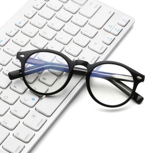 Aochi Top Standard Lunettes anti-lumière <span class=keywords><strong>bleue</strong></span> Lunettes anti-lumière <span class=keywords><strong>bleue</strong></span> pour ordinateur <span class=keywords><strong>contre</strong></span> lumière <span class=keywords><strong>bleue</strong></span> pour femmes et hommes - Product Image 1