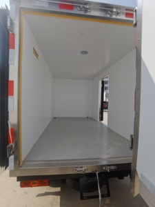 Chine Célèbre Marque 3 Tonnes Châssis Utilisé Reefer Véhicules Réfrigérateur <span class=keywords><strong>Camion</strong></span> <span class=keywords><strong>Prix</strong></span> Inférieur - Product Image 5
