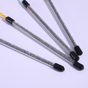 Venta directa de fábrica de juguetes para gatos, varita de alambre con borlas de cinta de flor de peonía, juguete rascador para gatos. - Product Image 4