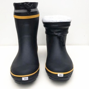 <span class=keywords><strong>Bottes</strong></span> de pluie en caoutchouc écologiques YL3657 en gros, confortables, doublure en fausse fourrure, chaudes, pour les travailleurs. - Product Image 3