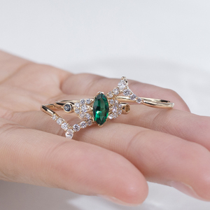 Juego de Anillos Apilables de 3 Piezas MSR-2024 Messi Jewelry, Anillo de Boda con Esmeralda Sintética Marquise de 14k y Diamantes Blancos - Product Image 2