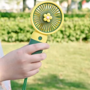 2024 ventilador recargable portátil con mango de verano más vendido Mini ventilador fresco de bajo ruido para regalo - Product Image 4