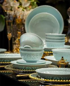 Service de table en porcelaine de céladon chinois 58 pièces - <span class=keywords><strong>Vaisselle</strong></span> élégante à glaçure verte avec motifs ajourés pour la salle à manger et la collection - Product Image 6