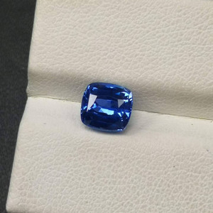 Zafiro azul aciano natural sin calentar de corte cojín de 2.02 quilates, certificado por AIGS, piedra preciosa suelta de 7.38*6.4mm para joyería fina personalizada - Product Image 2