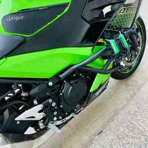Motocicleta Deportiva Kawasaki Ninja de 400cc con Arranque Eléctrico, Motor de Gasolina de 4 Tiempos, Velocidad Máxima para Conducción Todoterreno y en Carretera - Product Image 3
