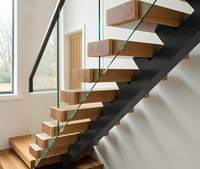 Luxuriöse Moderne Durchbrochene Treppe mit Holzhandlauf Premium Hochwertiges Design für Villen und Häuser